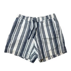 L.L. Bean Favorite Fit Blue and White Striped Drawstring Shorts Size 8